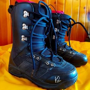 K2 Snowboard boots women's size 8 black and pink